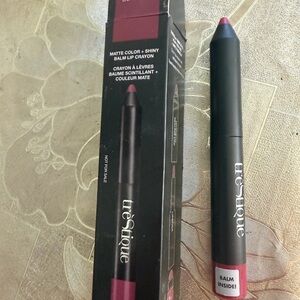 treStiQue Matte Lip Crayon - Deep Berry